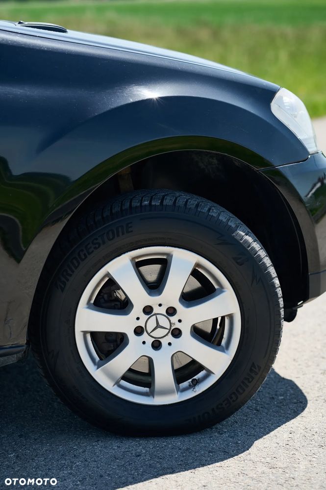 Mercedes-Benz ML - 15