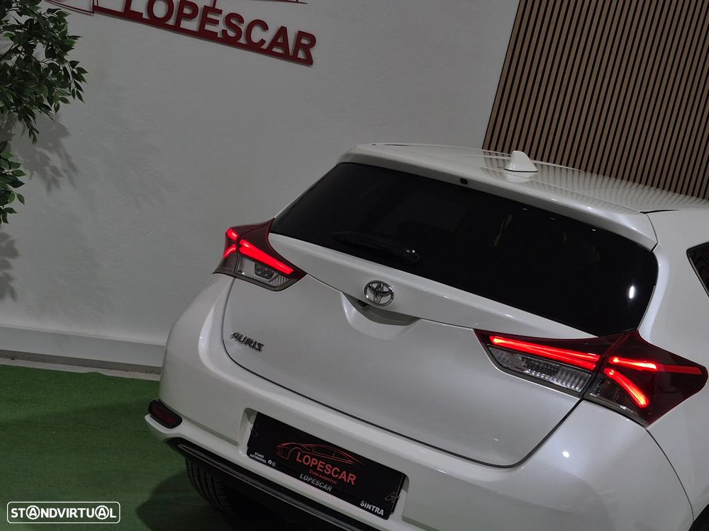 Toyota Auris 1.2T Comfort+Pack Techno+P.Sport - 7