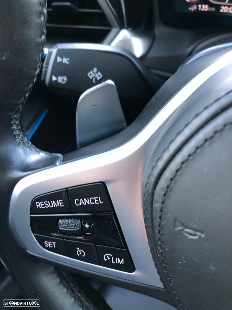 BMW 330 e Pack M Auto - 27