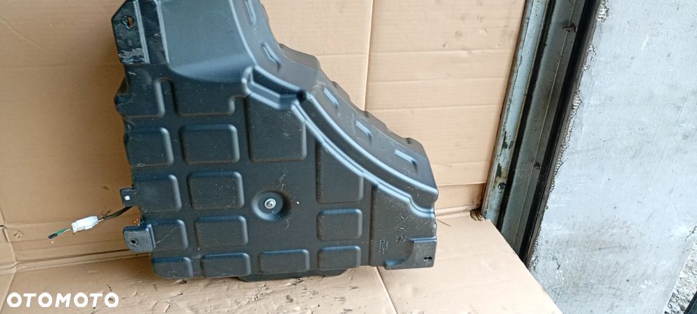 Głośnik basowy subwoofer Jeep Grand Cherokee 4 WK2 05064610AC - 7