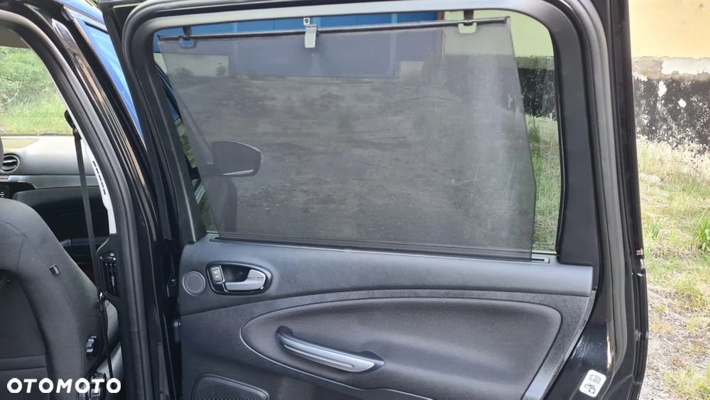 Ford Galaxy 2.0 TDCi Titanium - 17