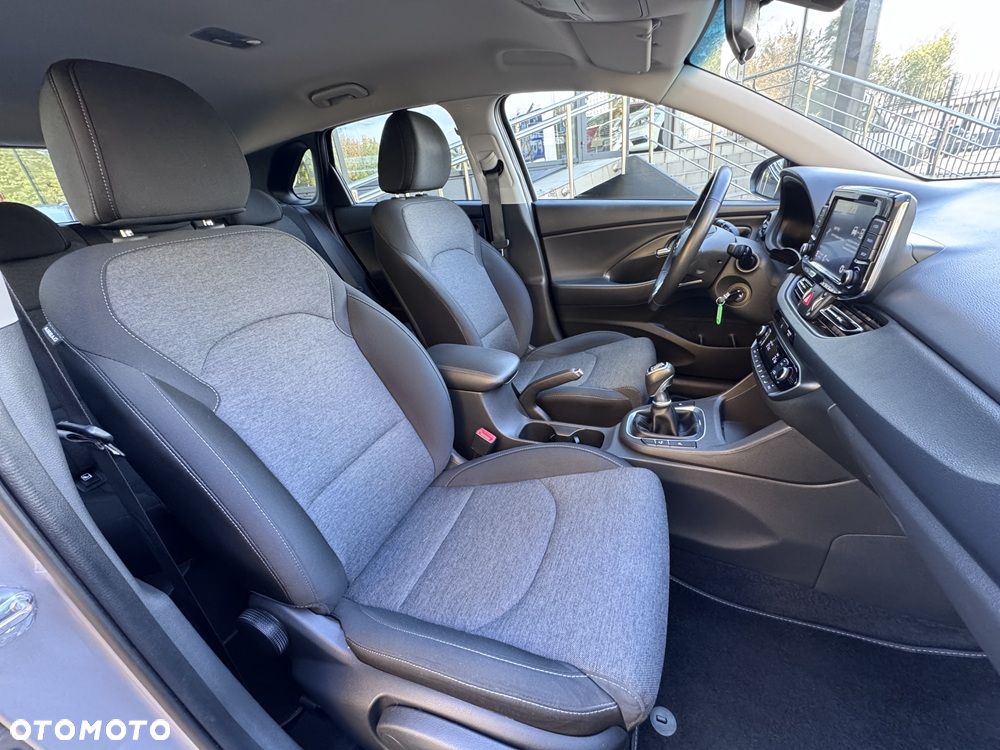Hyundai i30 - 22