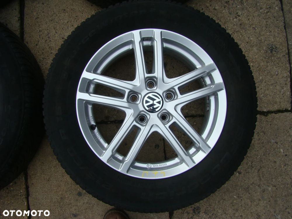 a74 5x112 VW T-Roc Beetle Skoda Karoq Yeti Seat Ateca Audi Q2 6Jx16 opony zima 215/60 - 2