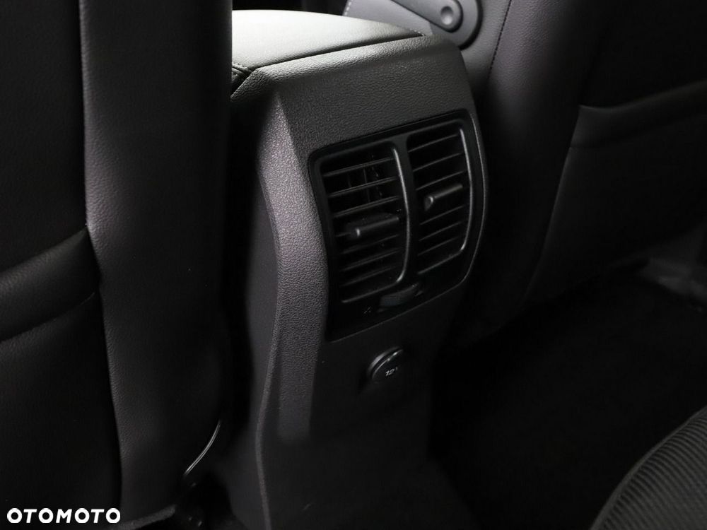 Ford C-MAX 1.5 EcoBoost Start-Stop-System Titanium - 35