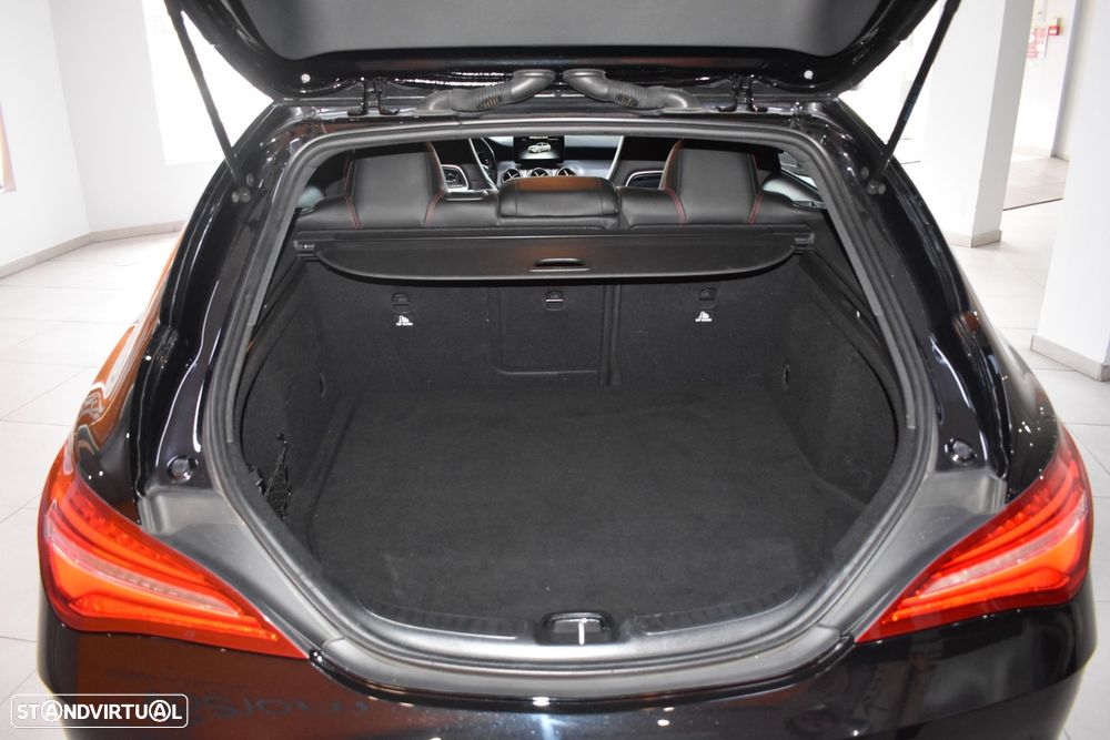 Mercedes-Benz CLA 180 - 50