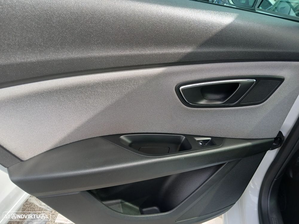 SEAT Leon ST 1.6 TDI Xcellence S/S - 36