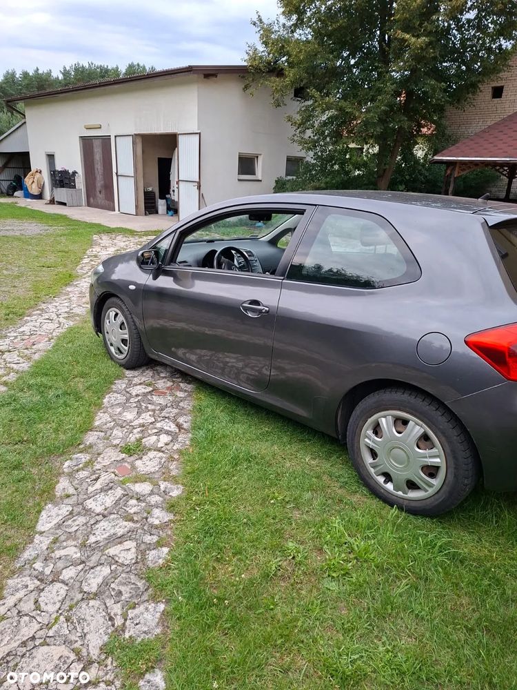 Toyota Auris 1.6 VVT-i Luna MM - 3