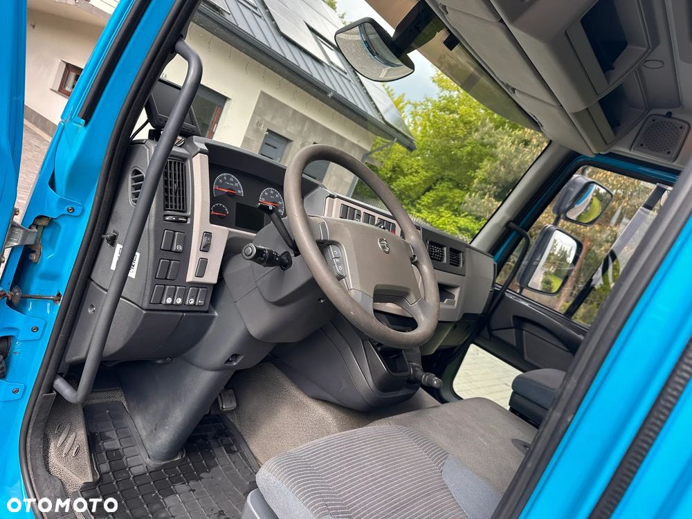 Volvo FL240 - 10