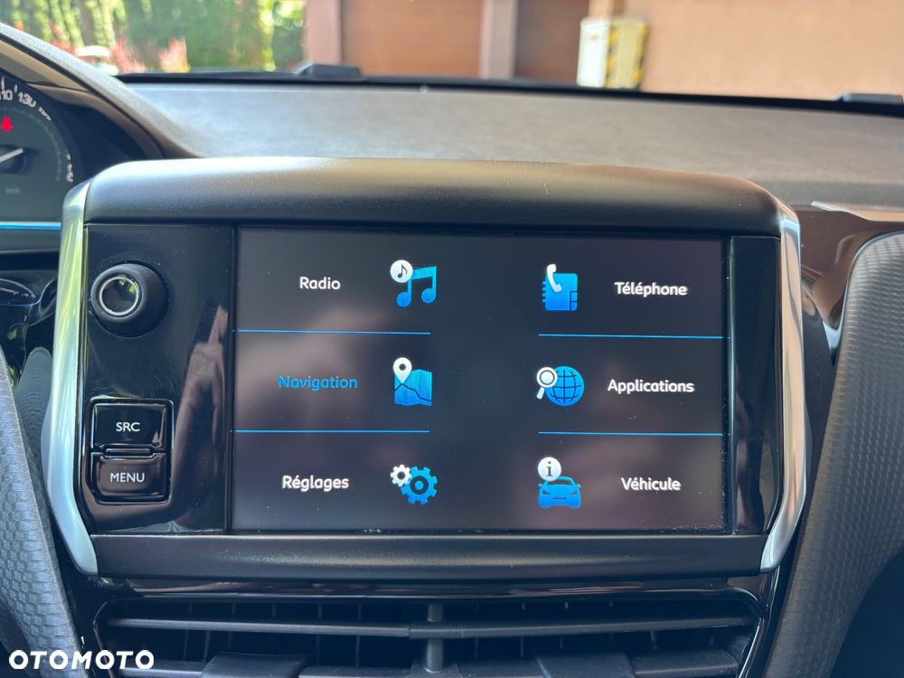 Peugeot 2008 PureTech 110 GPF Stop&Start EAT6 Allure - 8