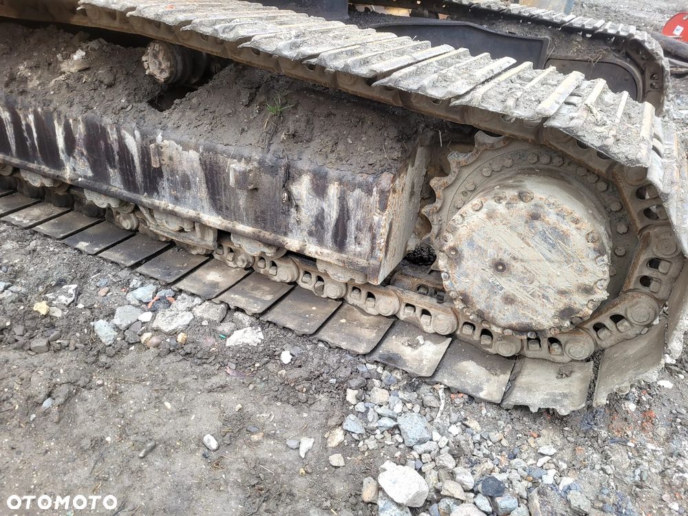 Hyundai 250LC-7 - 13