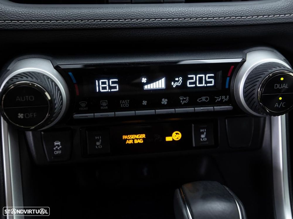 Toyota RAV4 2.5 HDF Exclusive AWD-i - 19