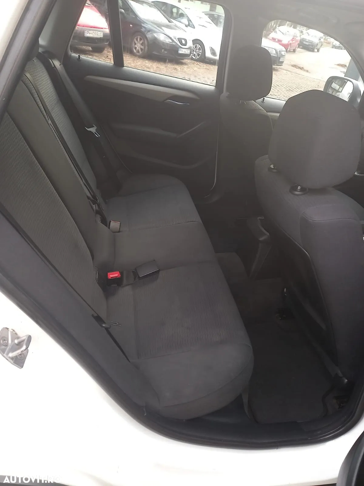 BMW X1 sDrive20d - 13