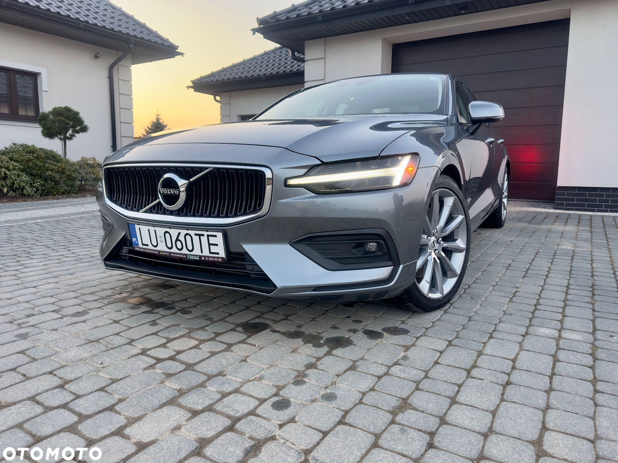 Volvo S60 T6 AWD Momentum Pro - 10