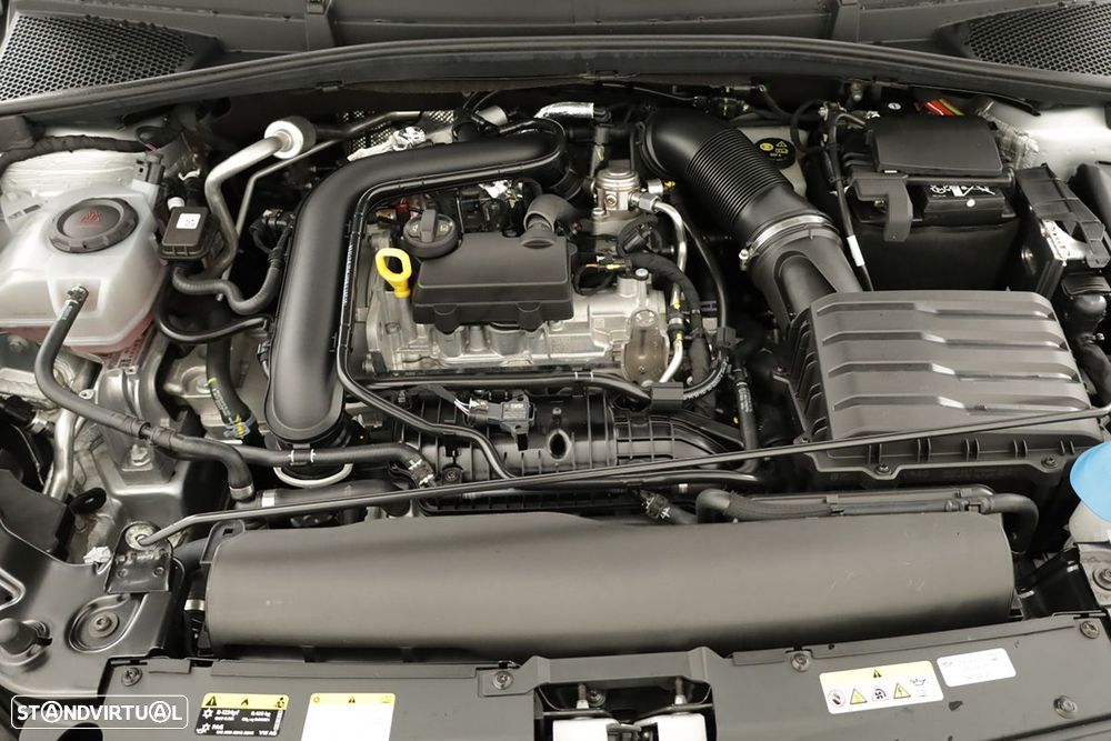 Skoda Fabia 1.0 TSI Selection DSG - 25
