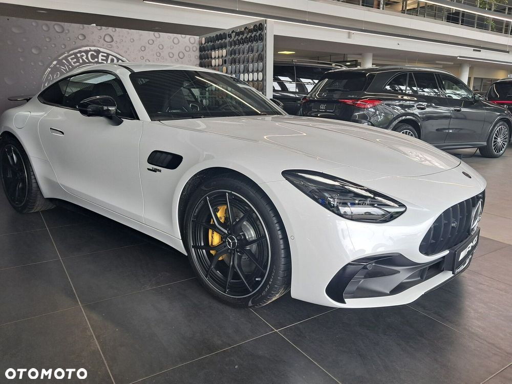 Mercedes-Benz AMG GT - 16