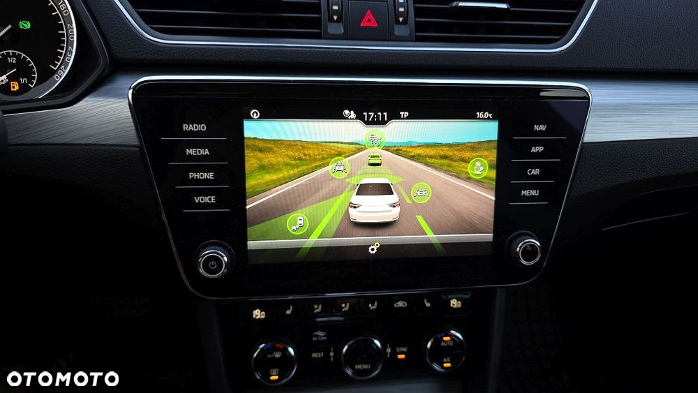 Skoda Superb 2.0 TSI Style DSG - 5