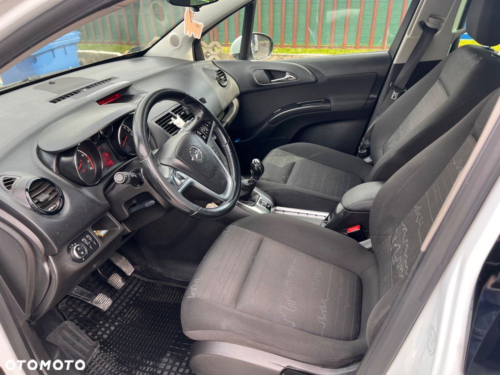 Opel Meriva - 10