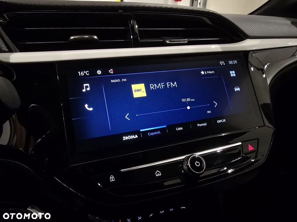 Opel Corsa 1.2 GS S&S - 10