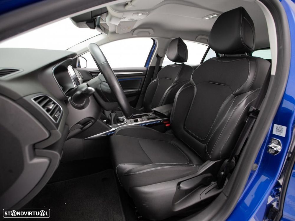 Renault Mégane 1.5 Blue dCi Intens - 7