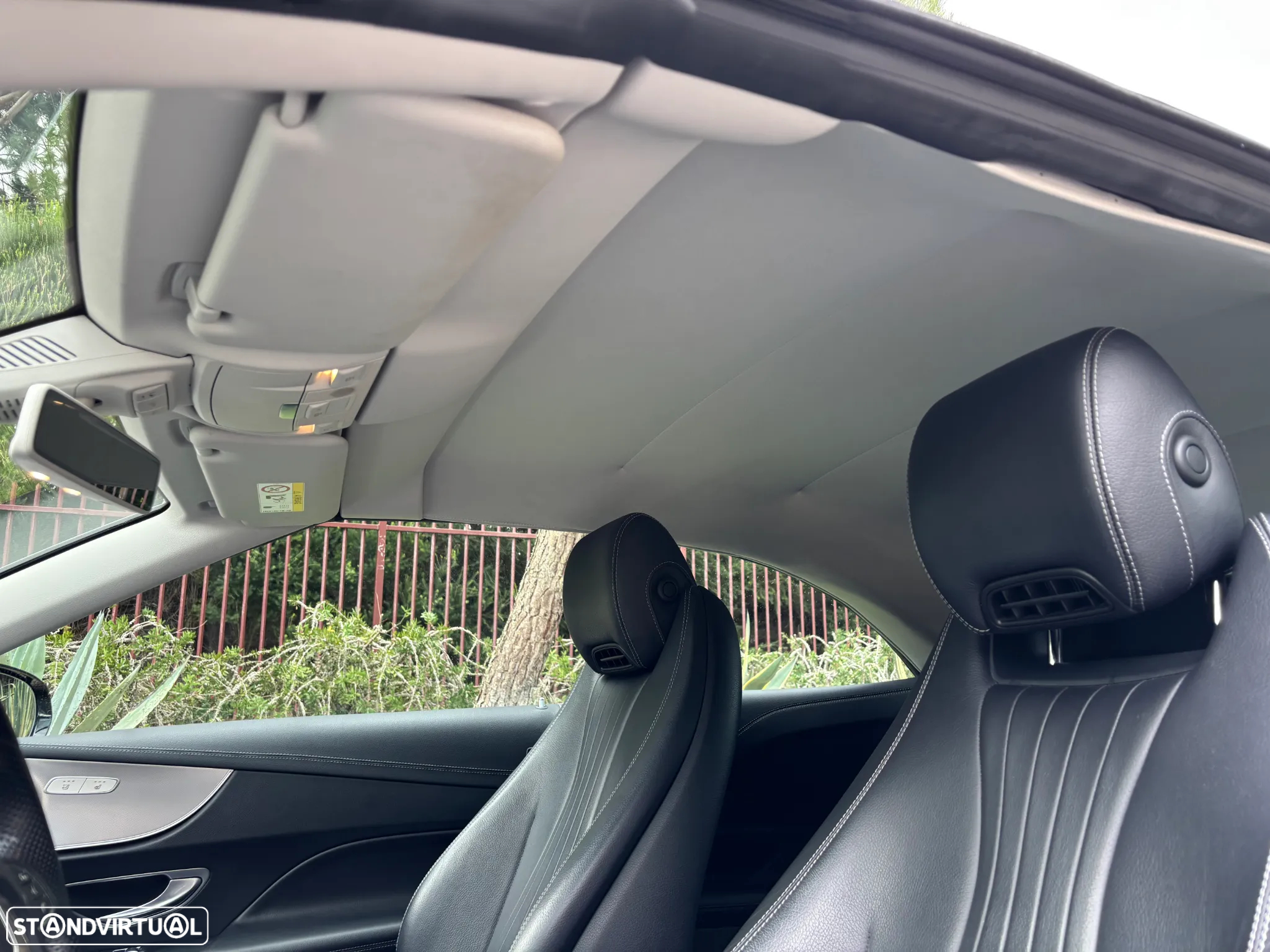 Mercedes-Benz E 220 d Aut. - 27