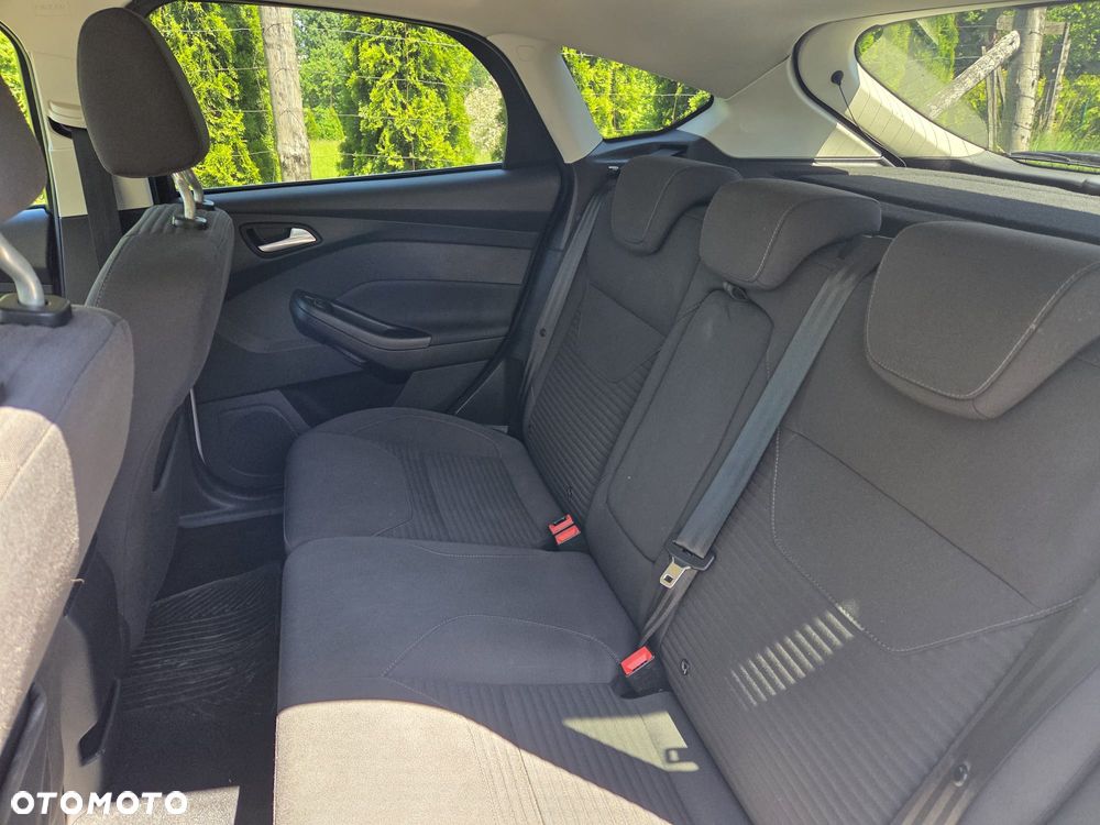 Ford Focus 1.5 EcoBoost Titanium ASS - 8