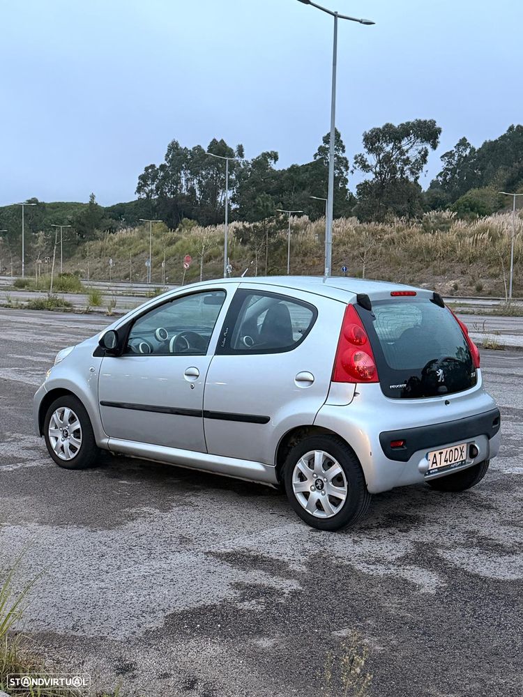 Peugeot 107 1.0 Urban Style - 2