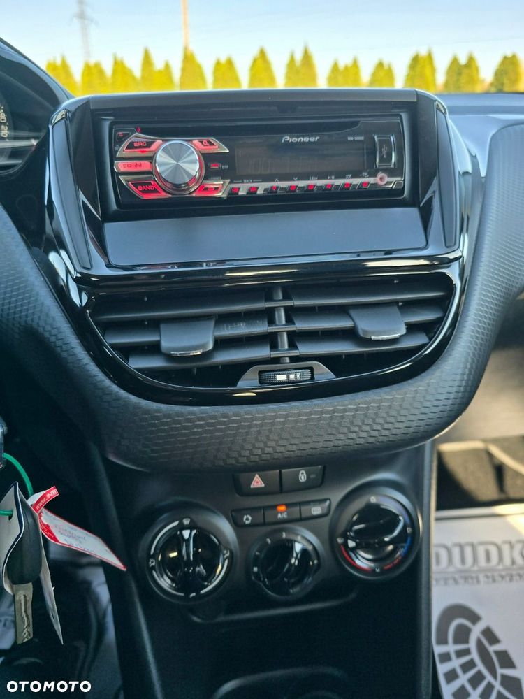 Peugeot 2008 - 25