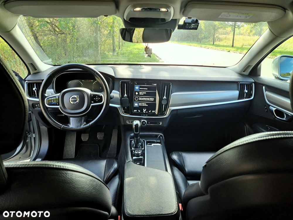 Volvo S90 D3 Momentum - 17