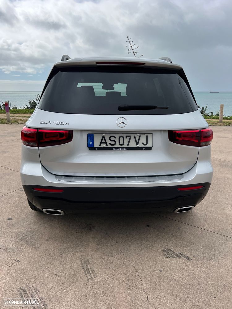 Mercedes-Benz GLB 180 d - 15