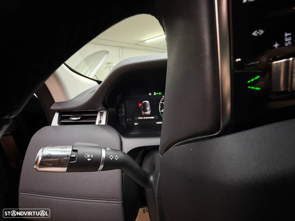 Land Rover Discovery Sport P300e - 40