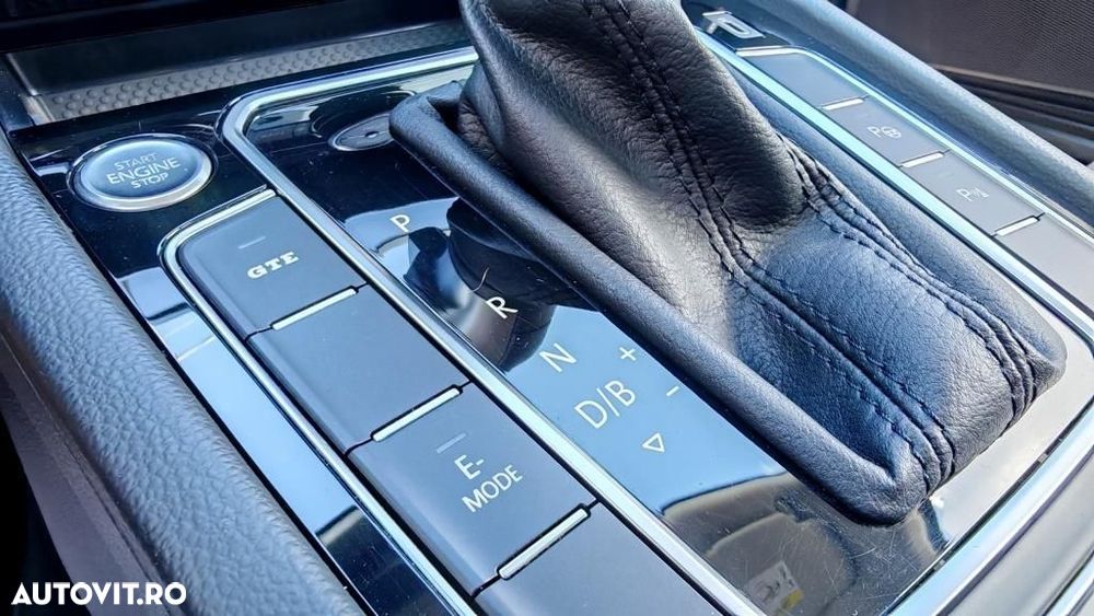 Volkswagen Passat - 15