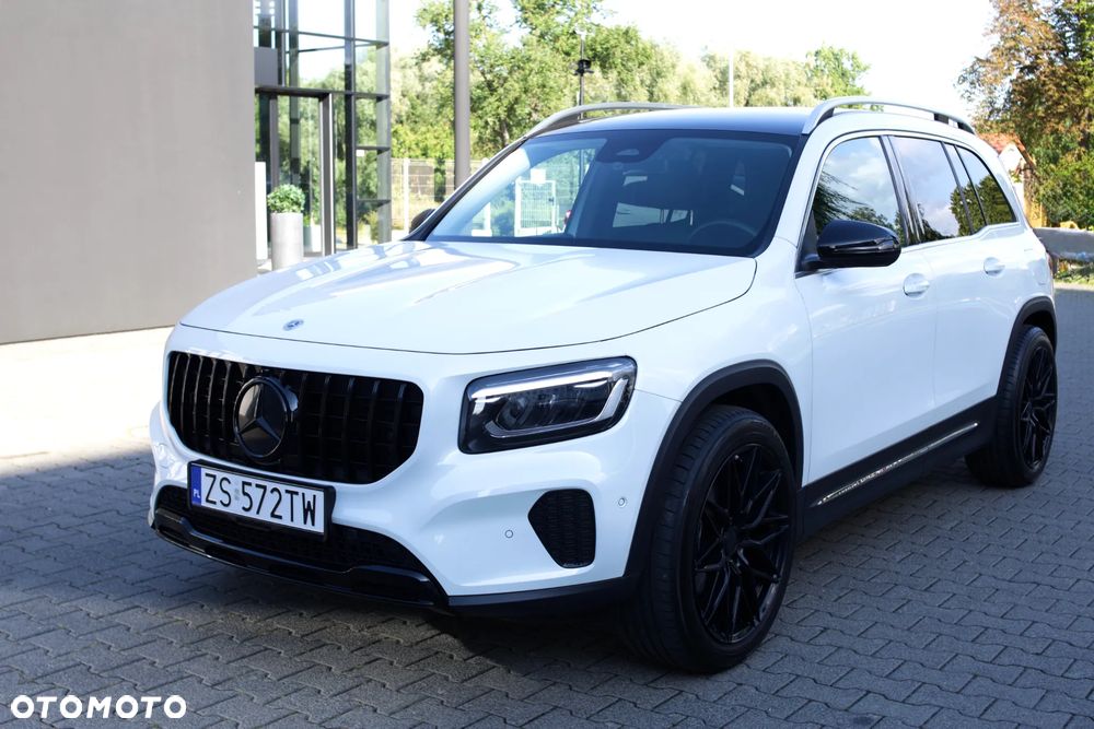 Mercedes-Benz GLB 200 7G-DCT - 4