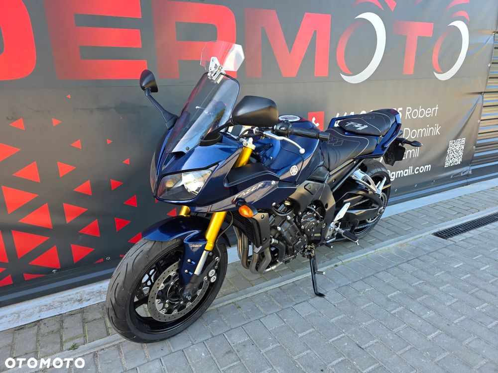 Yamaha FZ - 4