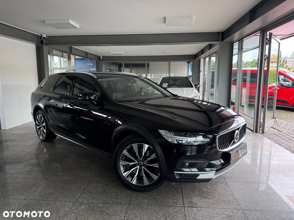 Volvo V90 Cross Country B4 D AWD Plus - 2