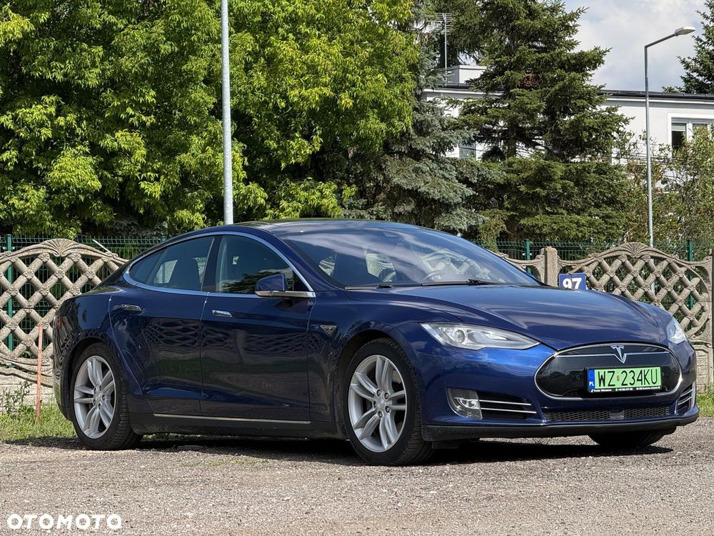 Tesla Model S Long Range Plus - 1