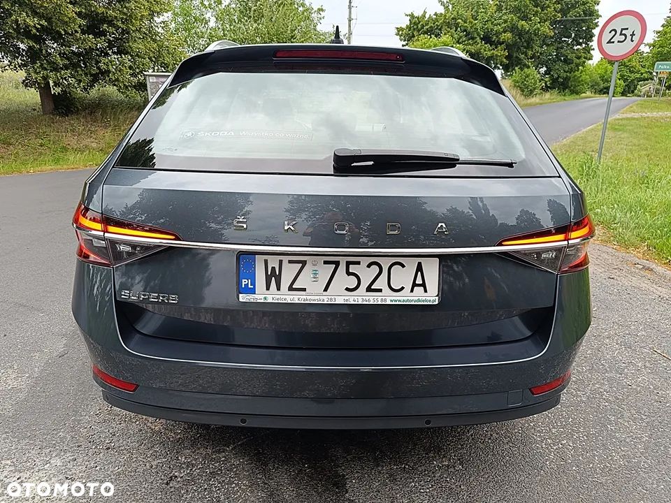 Skoda Superb 2.0 TDI Ambition DSG - 4