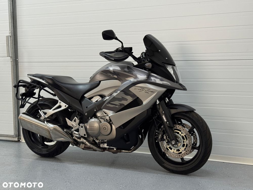 Honda VFR - 1
