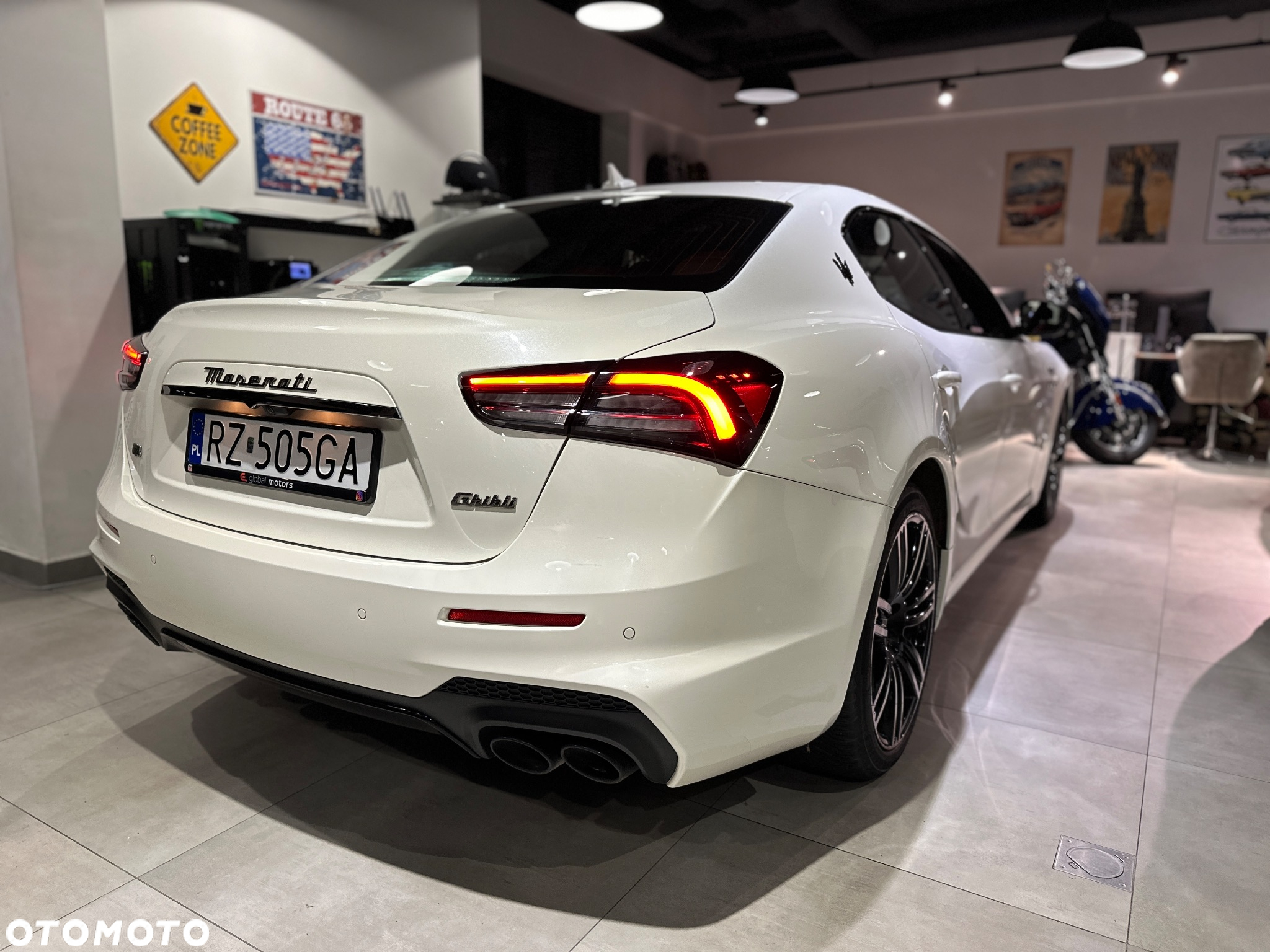 Maserati Ghibli - 3