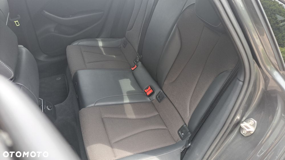 Audi A3 Limousine 40 TFSI quattro S tronic design - 20
