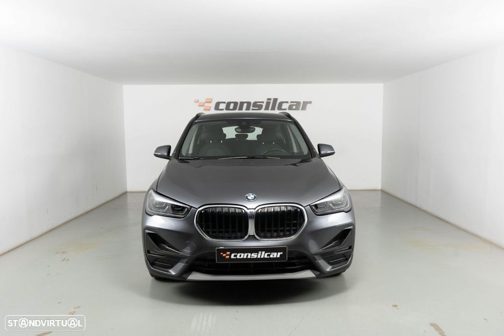 BMW X1 25 e xDrive Corporate Edition - 2