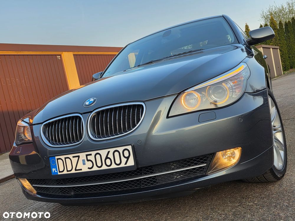 BMW Seria 5 525xi Edition Exclusive - 28