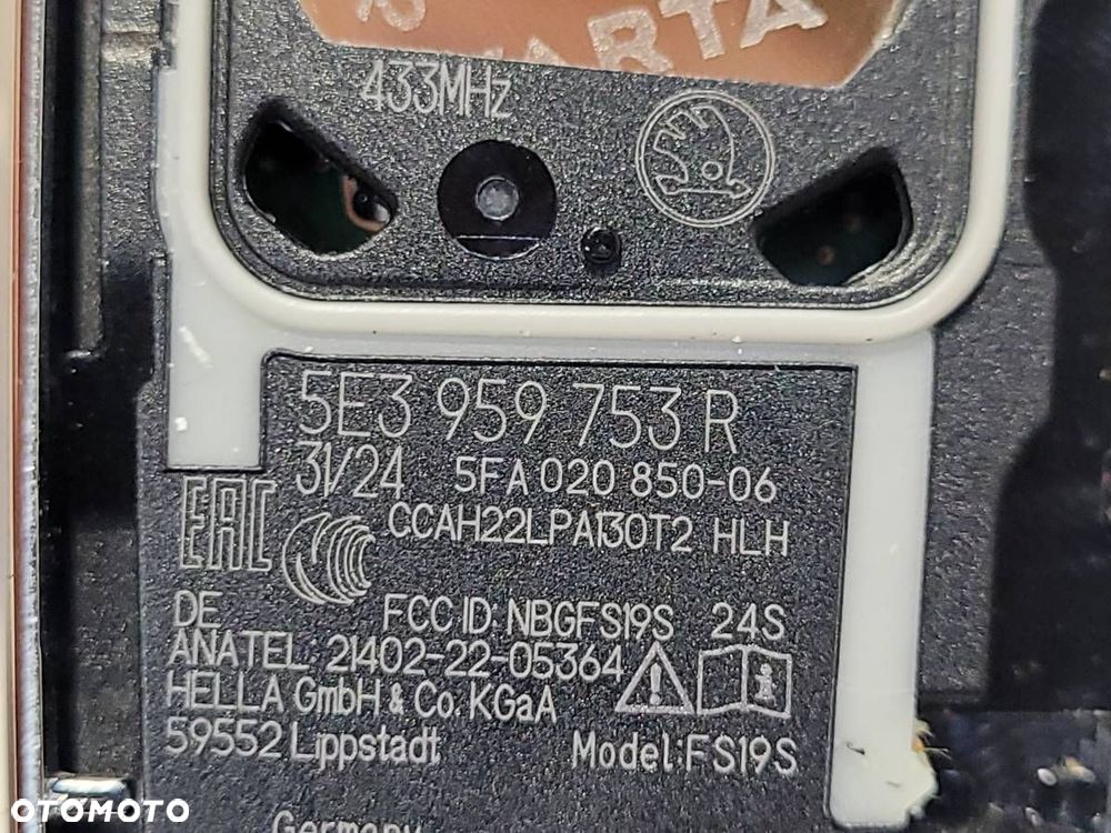 KLUCZYK PILOT SKODA OCTAVIA IV 5E3959753R - 9