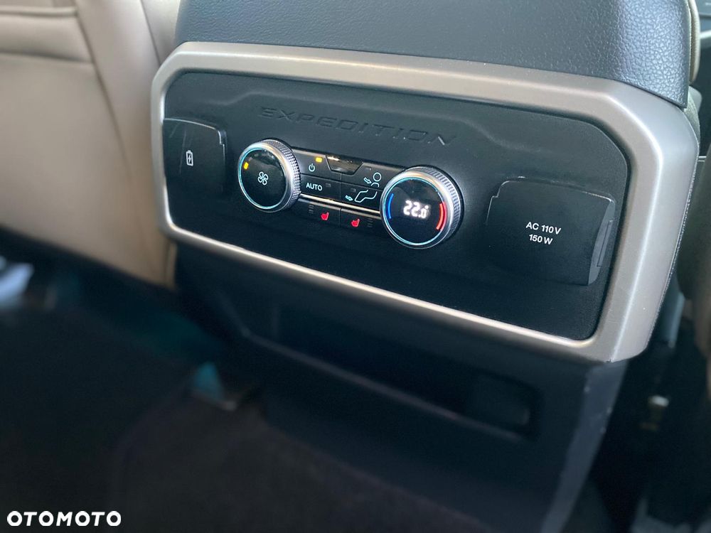 Ford Expedition - 26