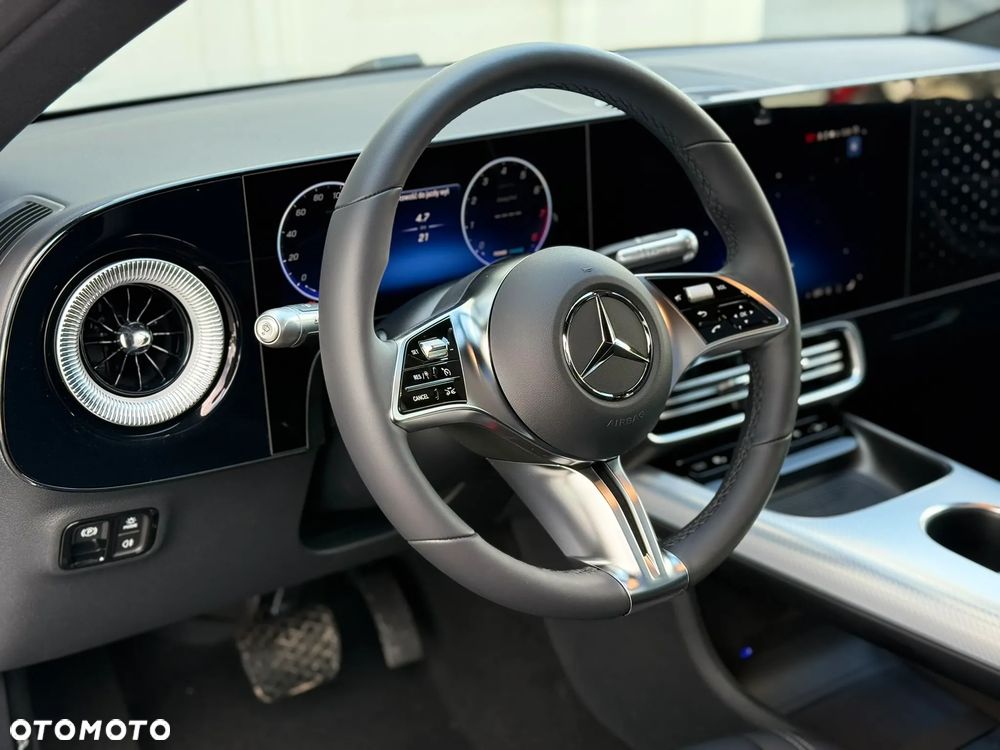 Mercedes-Benz CLA - 20