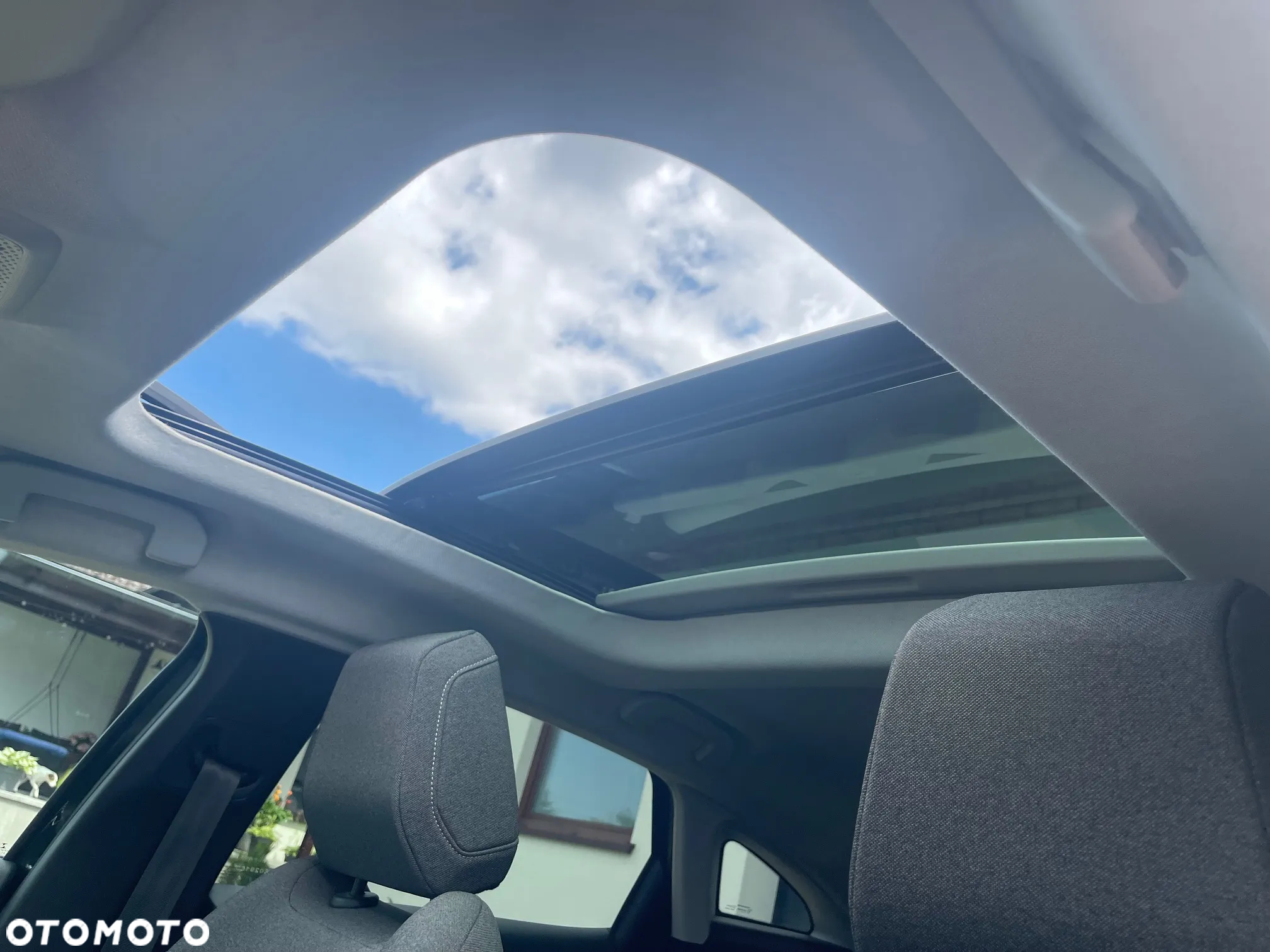 Citroën C4 BlueHDi 130 Stop&Start EAT8 SHINE - 11