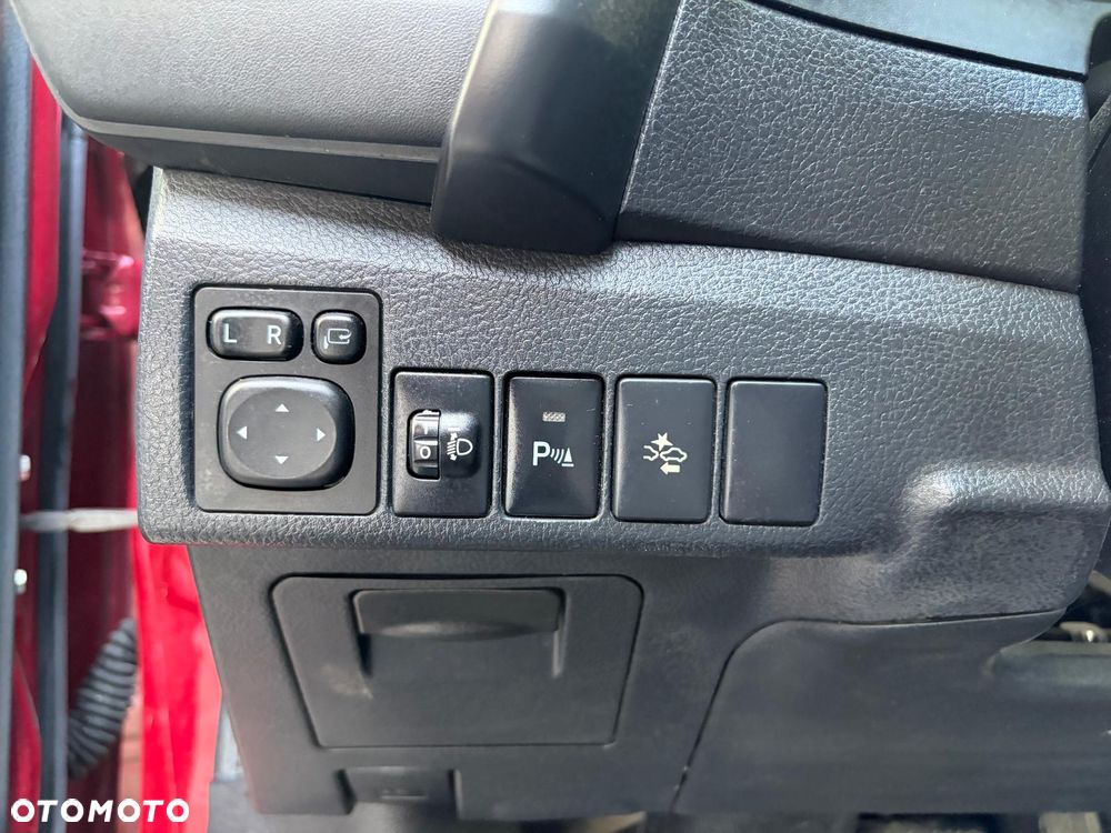 Toyota Auris - 18