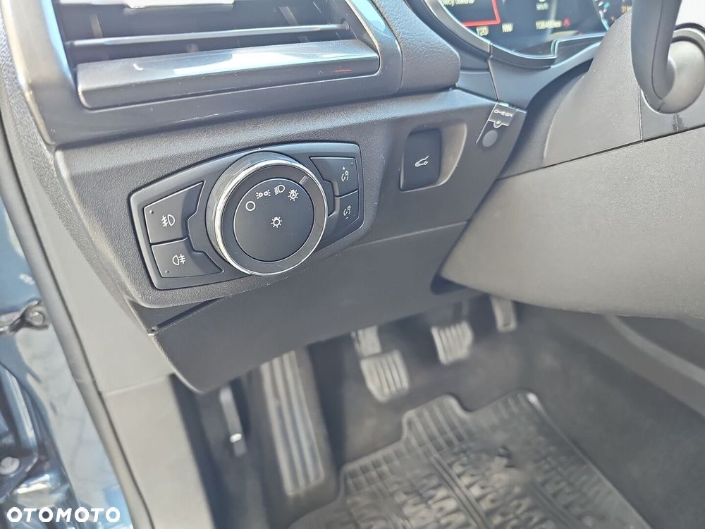 Ford Mondeo - 21