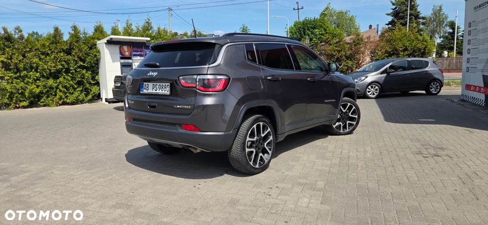 Jeep Compass - 16