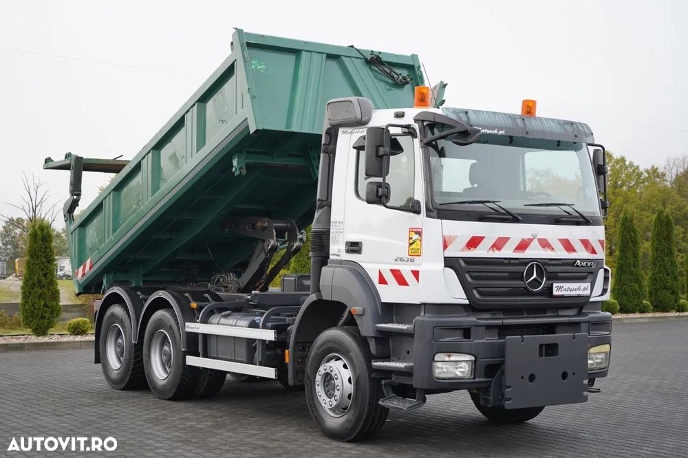 Mercedes-Benz AXOR 2636 / 6x4 / BASCULĂ CU 2 LATE / HIDROCLAPĂ / HIDROCLAPĂ / SPECIAL / CU PUNGĂ DE TRECERE FRONTALĂ / MANUALĂ - 6