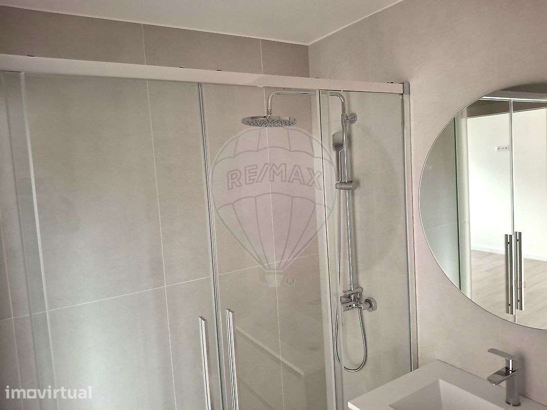 Apartamento T2 para arrendamento - Grande imagem: 2/15